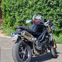 Triumph speed triple