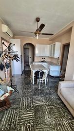 LUMINOSO BILOCALE AL PRIMO PIANO