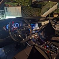 Audi Q3 35 TD 2.0 BUSINESS ADVANCED