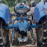 Trattore fordson super dexta