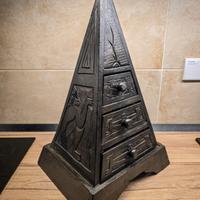 Mobiletto Etnico a Piramide – 3 Cassetti – Legno I