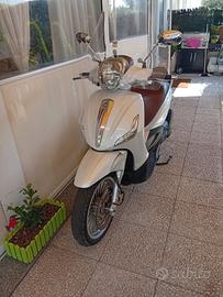 Beverly 300 led
