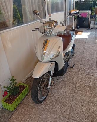 Beverly 300 led