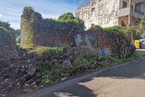 Stazzo Terreno con progetto a 60 mt dal mare