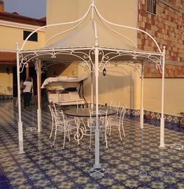Gazebo in ferro battuto esagonale