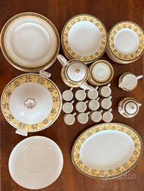 Servizio Wedgwood "India" Bone China