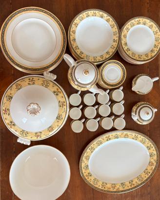 Servizio Wedgwood "India" Bone China