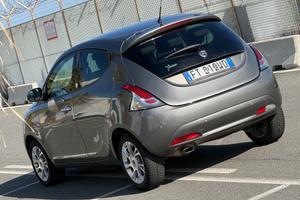 Lancia Ypsilon 1.2 69 CV-GPL-PERMUTABILE