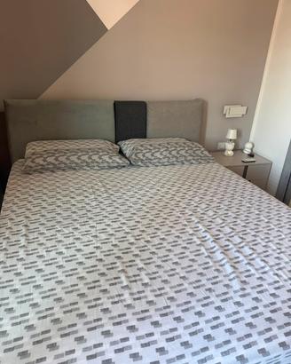 Letto matrimoniale Tommasella con testata imbottit