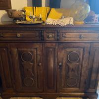 Credenza antica 1600