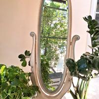 Specchio da terra vintage ovale con cornice decora