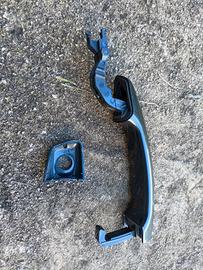 maniglia lato guida Q2