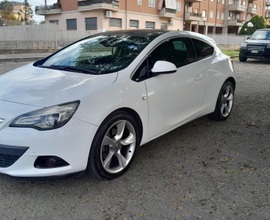 Opel astra gtc 1.7 diesel 131 cv anno 2013