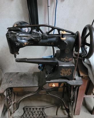 Singer 29K primi '900 funzionante con banchetto