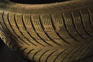 Gomme 245 45 r19 invernali