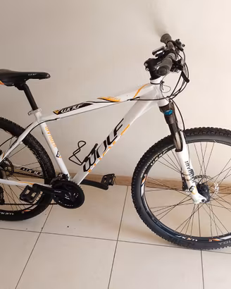 MTB ruote 27.5 meccanicamente apposto freni disco