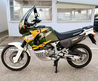 Africa Twin750 RD07A