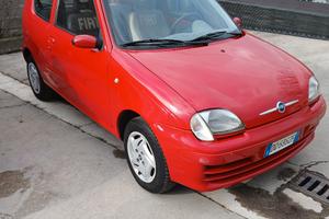 Fiat 600 con solo 74.000 km originali 