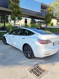 TESLA MODEL 3 RWD