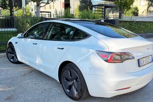TESLA MODEL 3 RWD