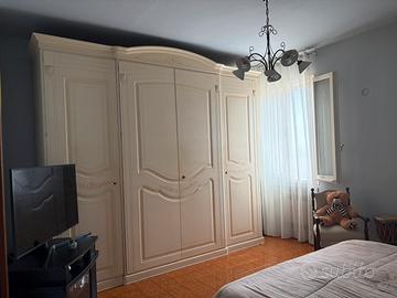 camera da letto completa