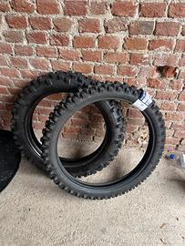 Metzeler Medium 140 80 r18 90/90 r21