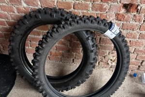 Metzeler Medium 140 80 r18 90/90 r21