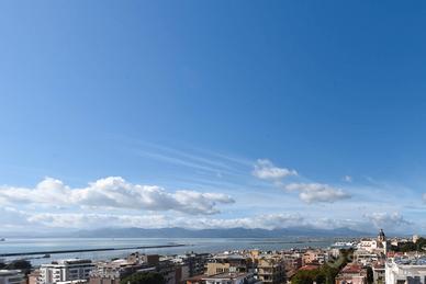 Appartamento con Attico e Splendida Vista Mare