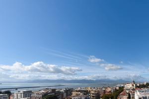 Appartamento con Attico e Splendida Vista Mare