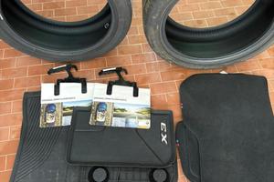 Tappetini BMW X3 + 2 Pneumatici