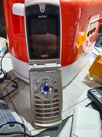 Telefono a conchiglia Nec