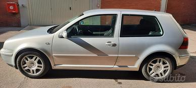 VOLKSWAGEN GOLF 4 GTI