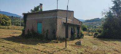 Terreno con rustico