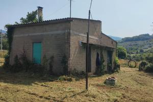 Terreno con rustico