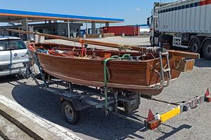 Barca Deriva Vela Dingotto con Carrello Stradale