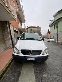 MERCEDES Vito 115 Extralong 2005