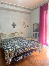 🏡 Camera con bagno privato e balcone in Villa