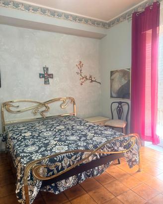 🏡 Camera con bagno privato e balcone in Villa