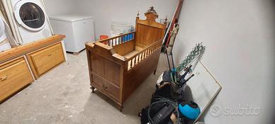 culla depoca in noce