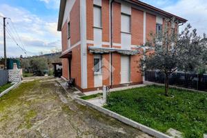 CASA SEMINDIPENDENTE A CORIANO