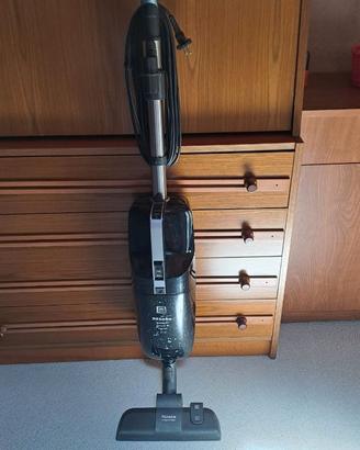 ASPIRAPOLVERE MIELE