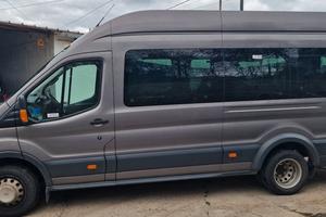 Ford minibus 18 posti