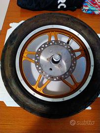 Ruota anteriore posteriore