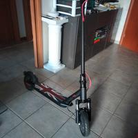 monopattino elettrico ebike 