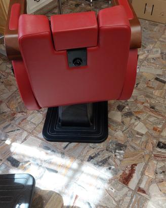  2 postazioni da barbiere e 2 poltrone