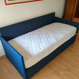 Letto / divano singolo nuovo