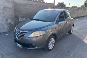 LANCIA YPSILON 1.2 GPL SCADUTO CARROZZERIA DA RIVE