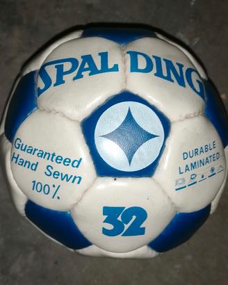 Mini Pallone  da Calcio Spalding in cuoio. 