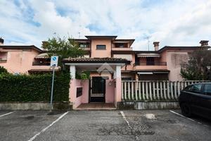 2 LOCALI A GALGAGNANO