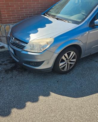 Opel Astra 3á serie 2008